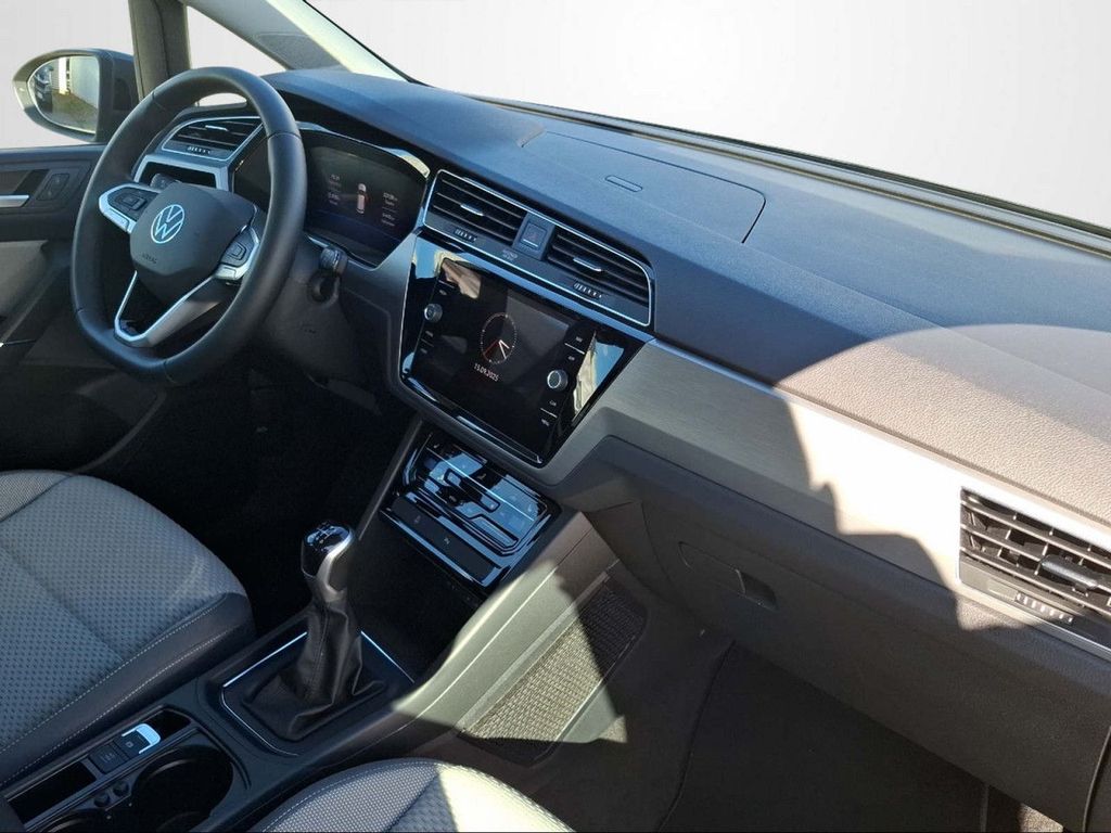 Volkswagen Touran 2024