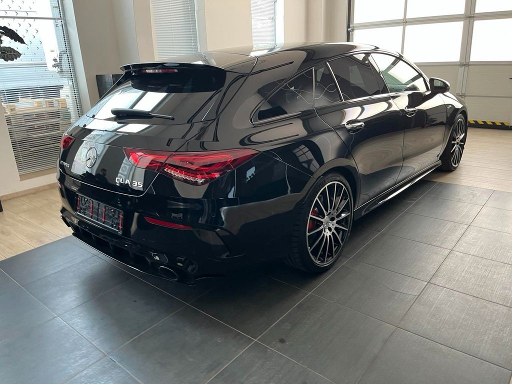 Mercedes-Benz CLA 35 AMG 2024