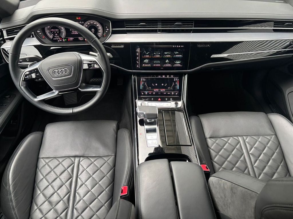Audi A8 2021