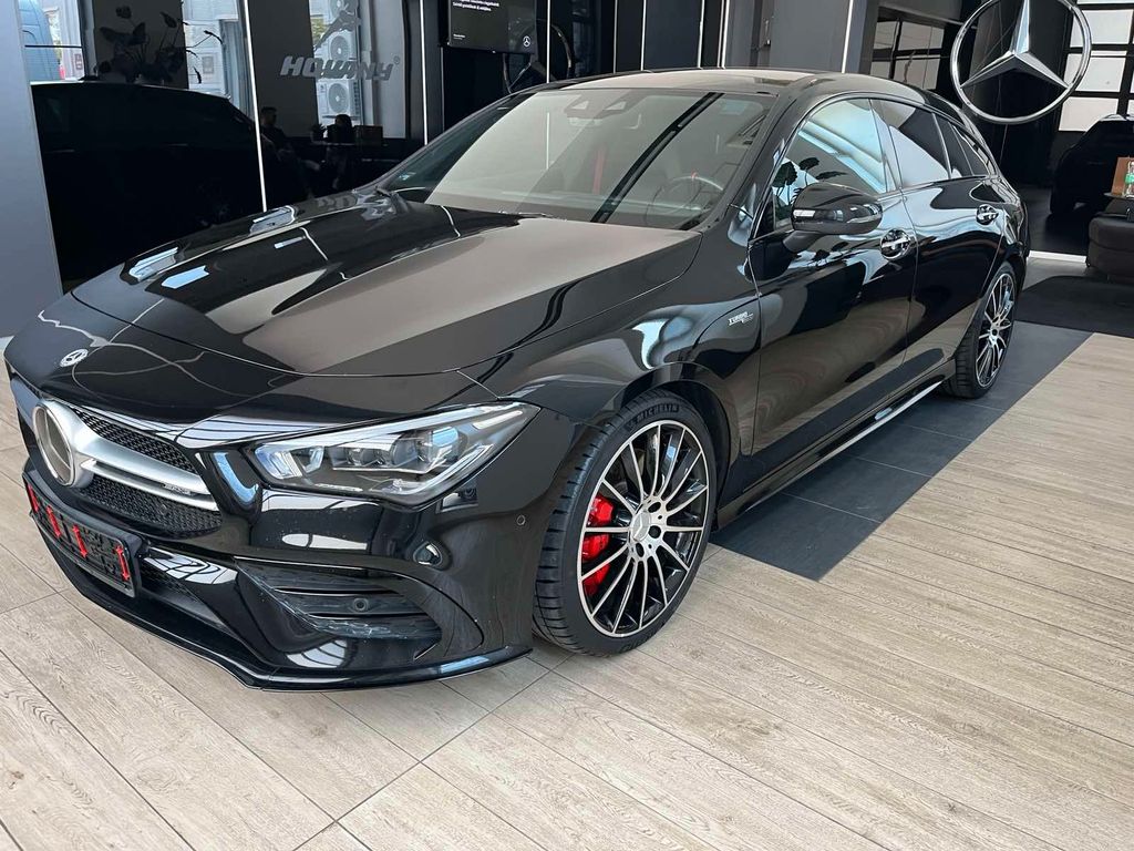 Mercedes-Benz CLA 35 AMG 2024