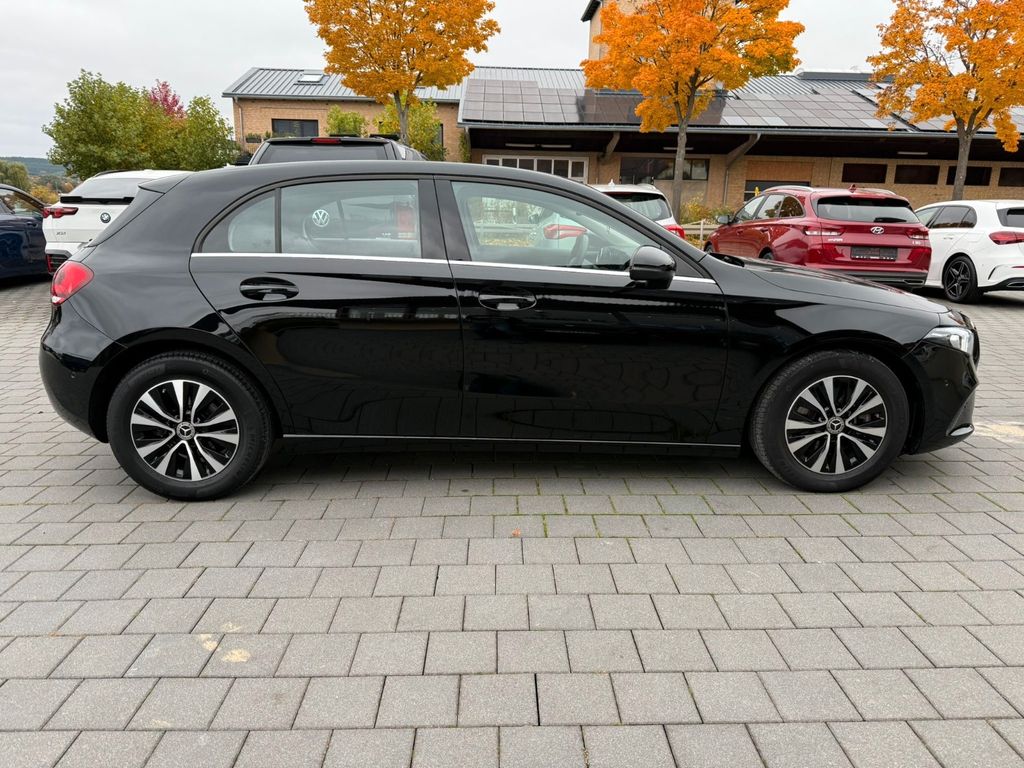 Mercedes-Benz A 180 2022