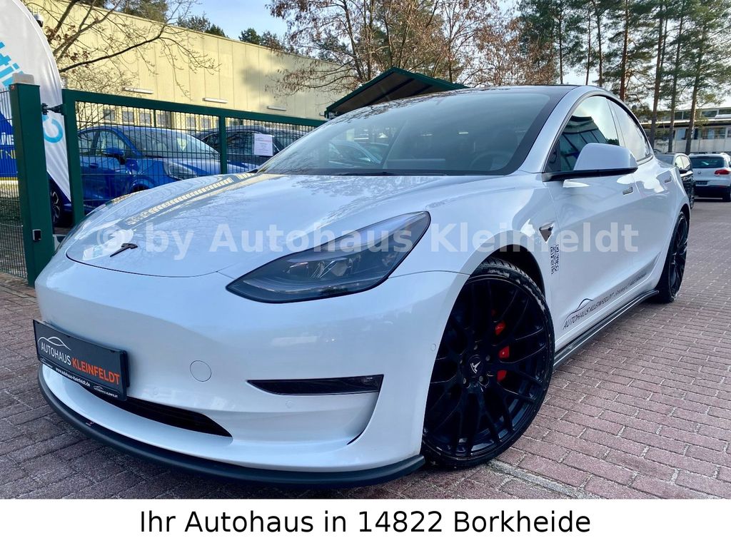 Tesla Model 3 2022