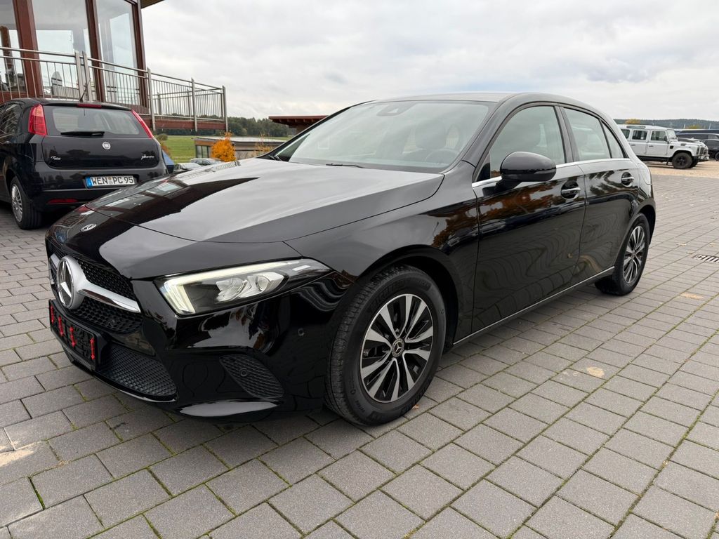 Mercedes-Benz A 180 2022