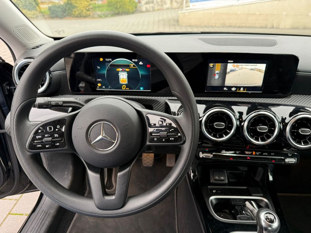 Mercedes-Benz A 180 2022