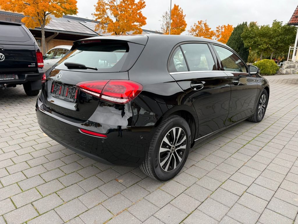 Mercedes-Benz A 180 2022