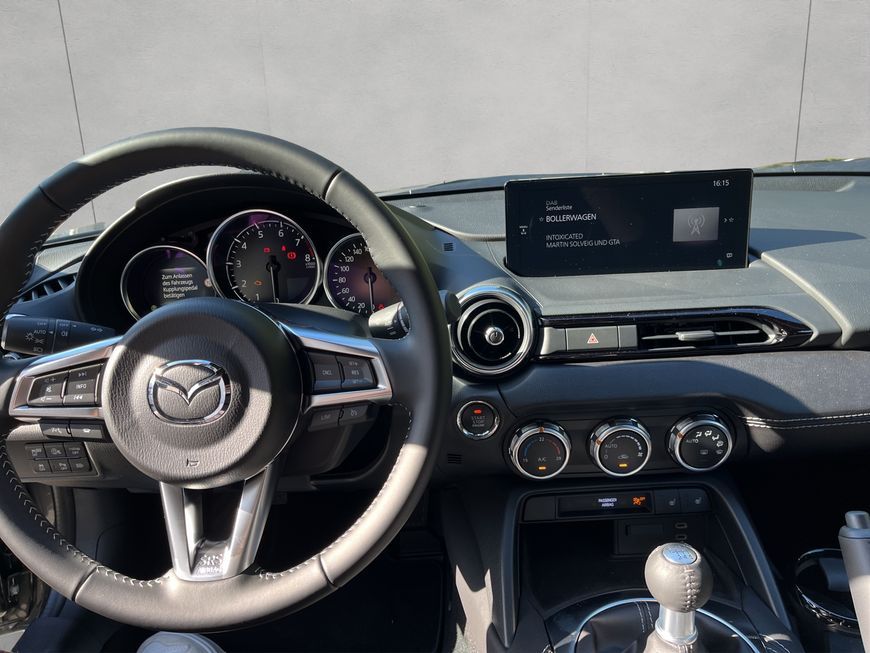 Mazda MX-5 2025