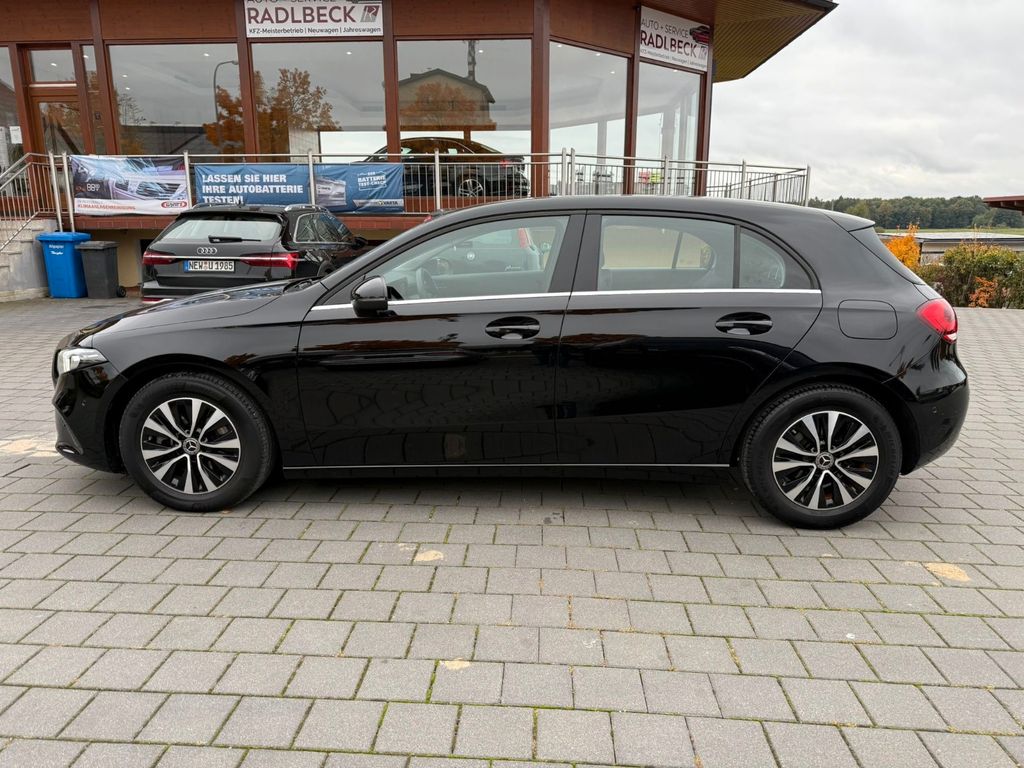 Mercedes-Benz A 180 2022