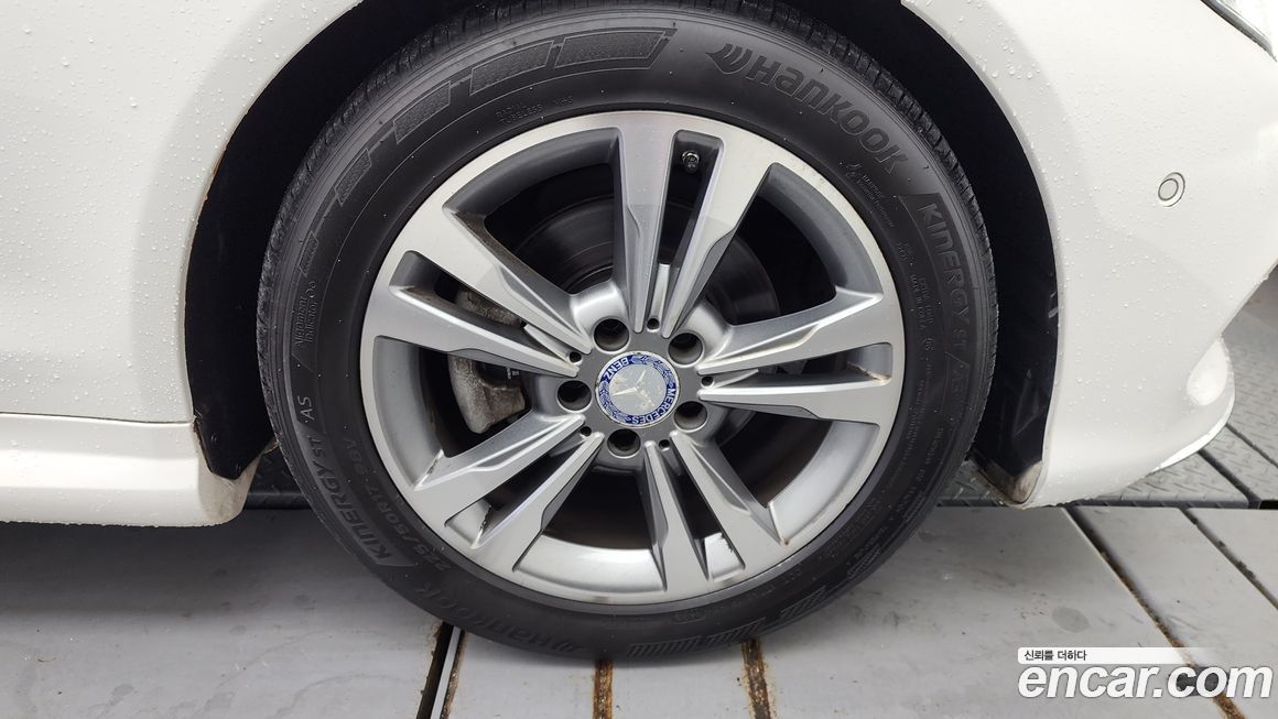 Mercedes-Benz E-Class 2014