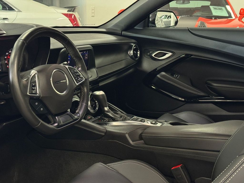 Chevrolet Camaro 2024