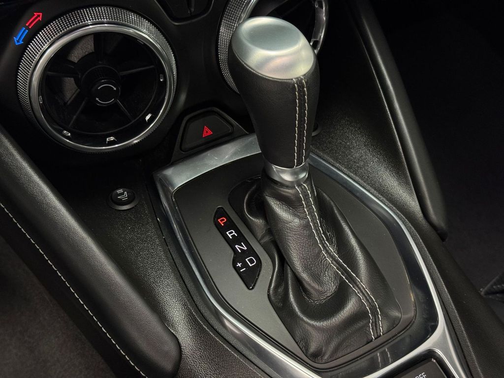 Chevrolet Camaro 2024