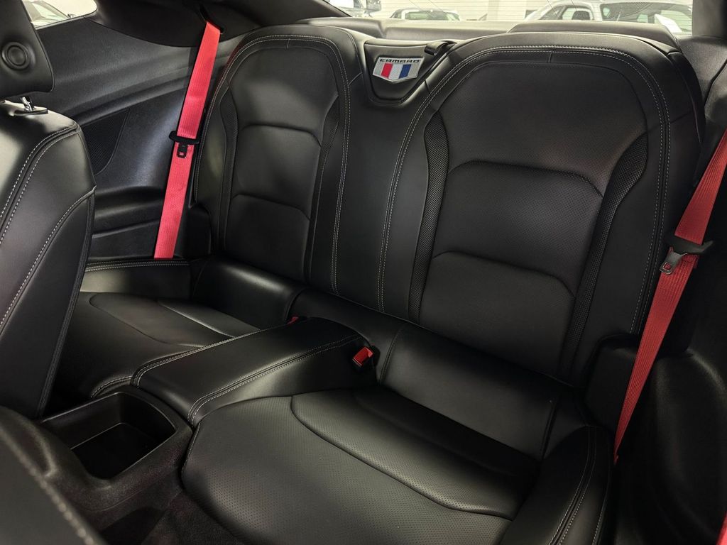 Chevrolet Camaro 2024