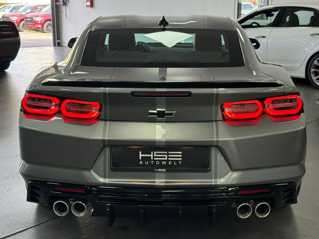 Chevrolet Camaro 2024