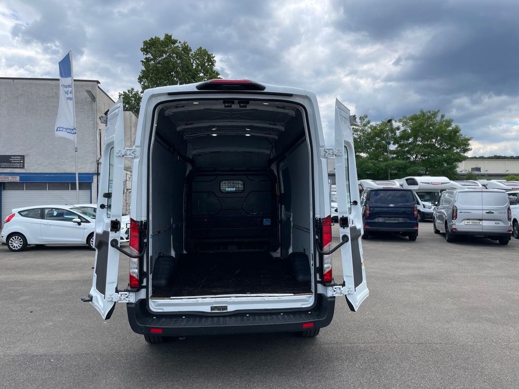 Ford Transit 2023