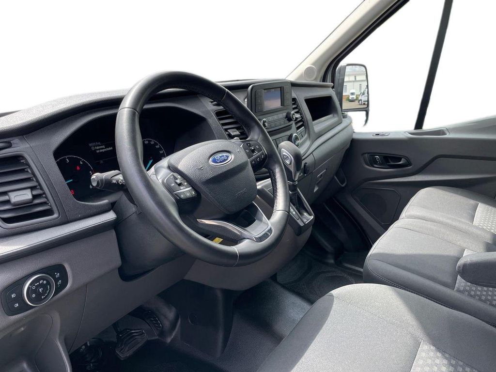 Ford Transit 2023