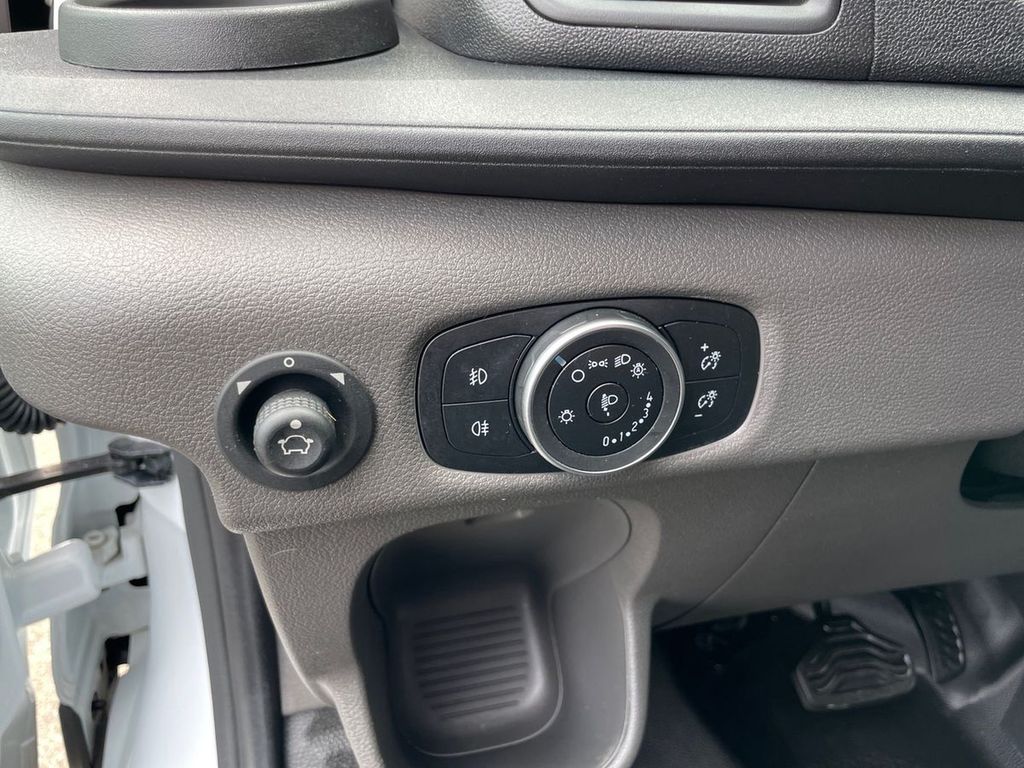 Ford Transit 2023