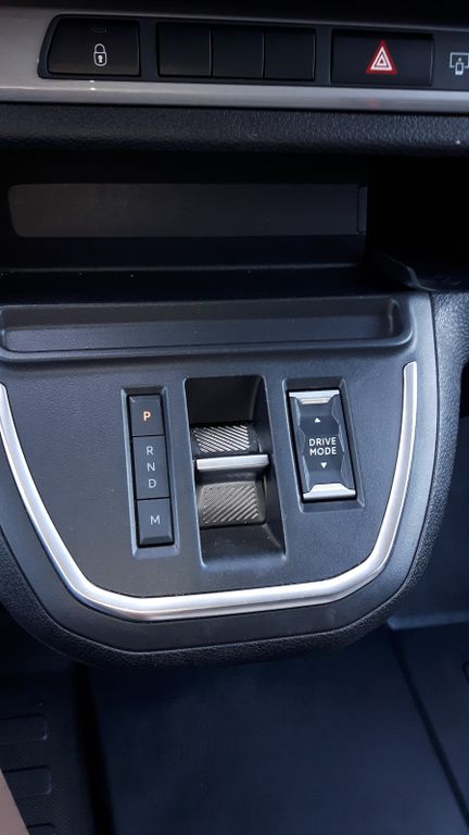 Opel Zafira Life 2024