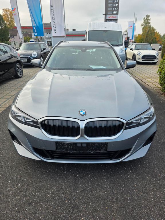 BMW 320 2022