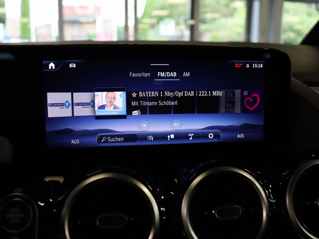 Mercedes-Benz GLA 180 2024