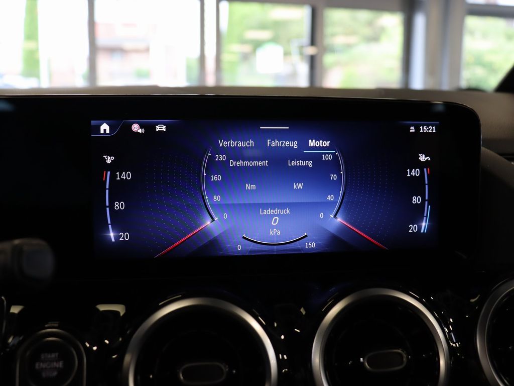 Mercedes-Benz GLA 180 2024