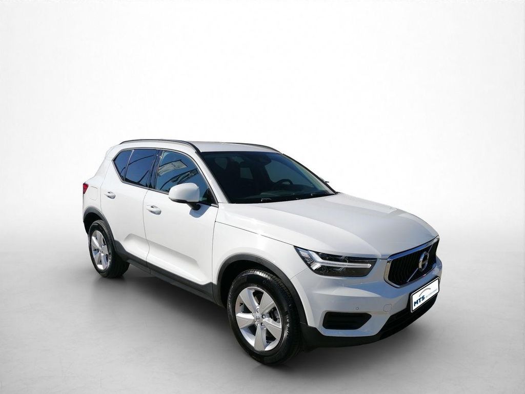 Volvo XC40 2021