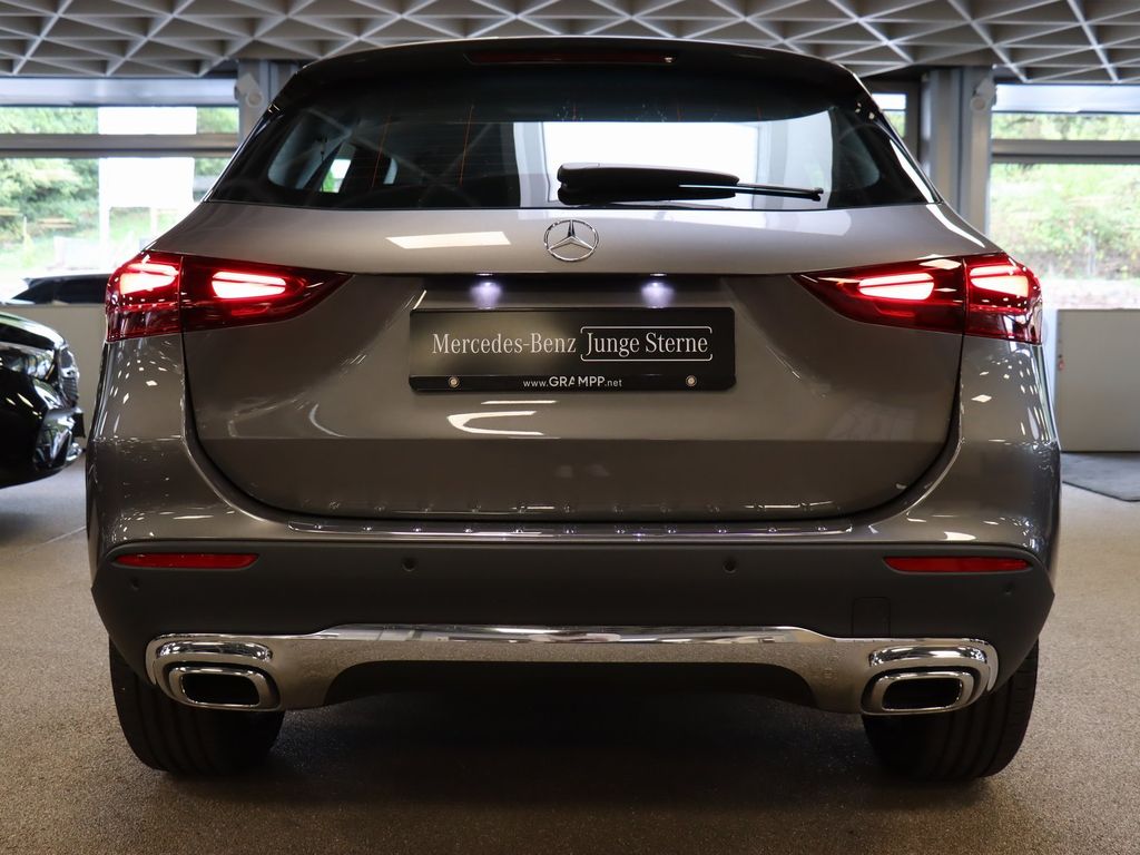 Mercedes-Benz GLA 180 2024