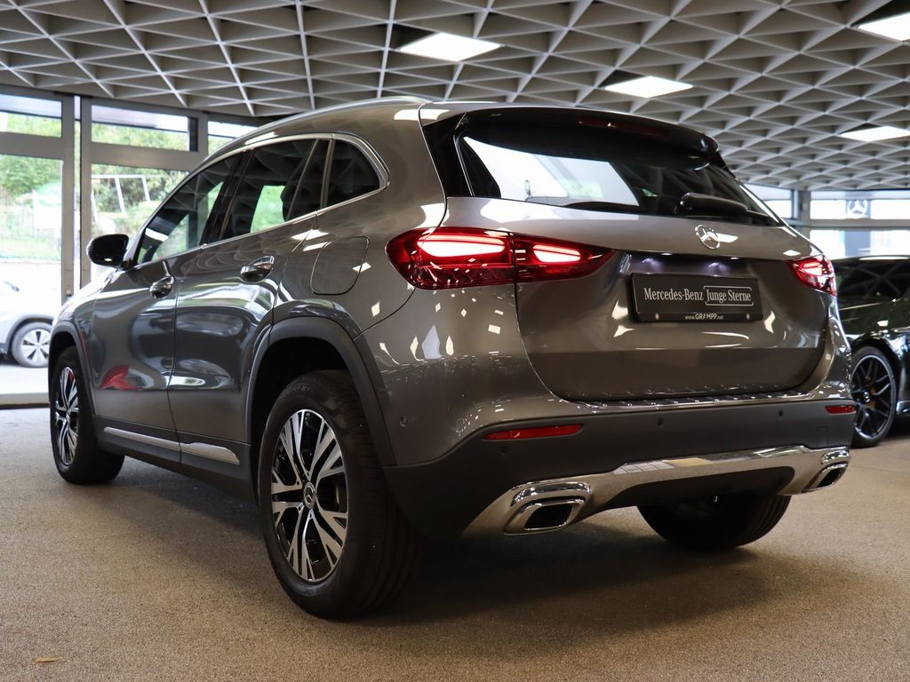 Mercedes-Benz GLA 180 2024