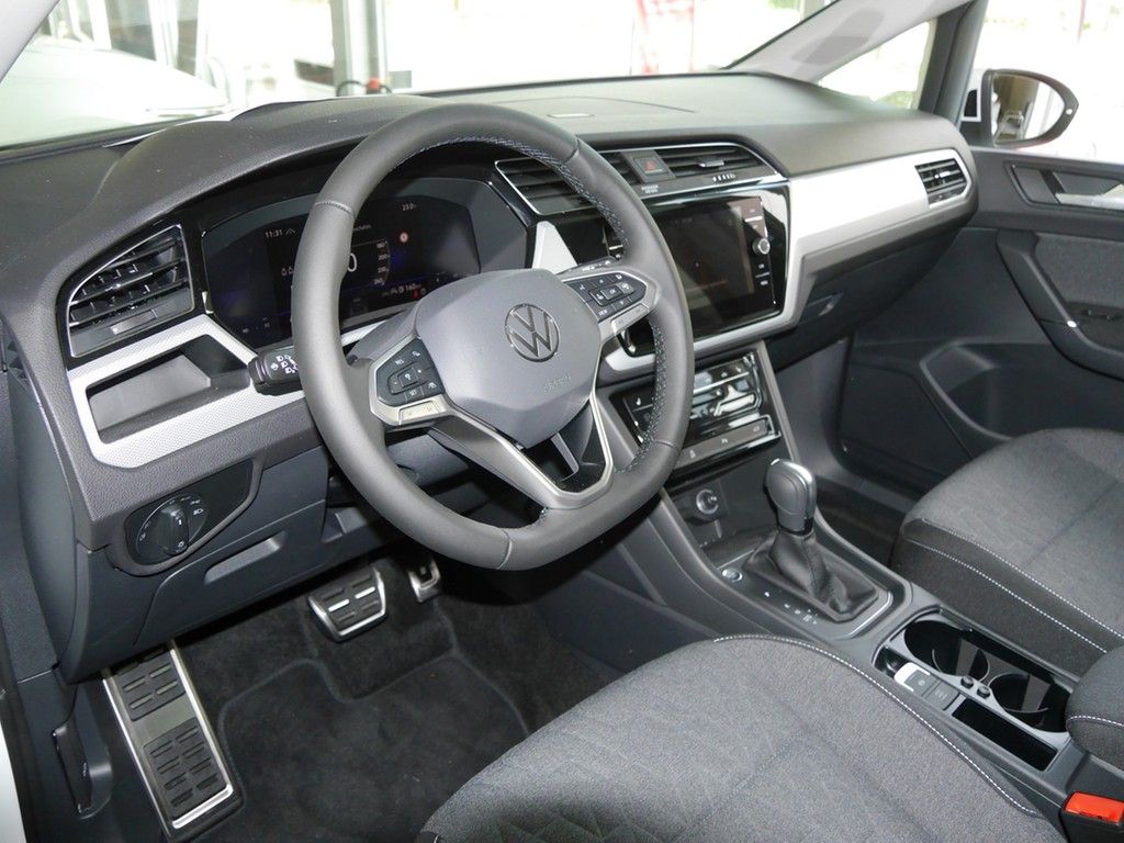 Volkswagen Touran 2024