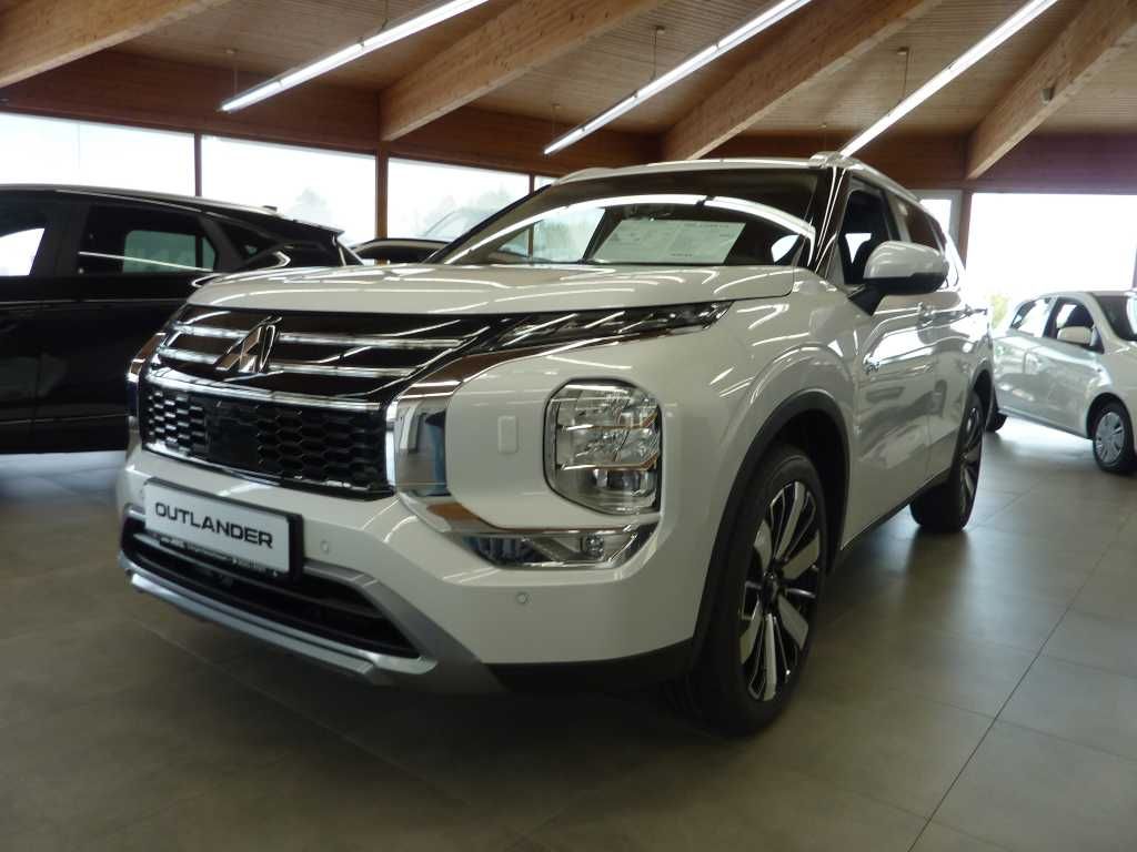 Mitsubishi Outlander 2025