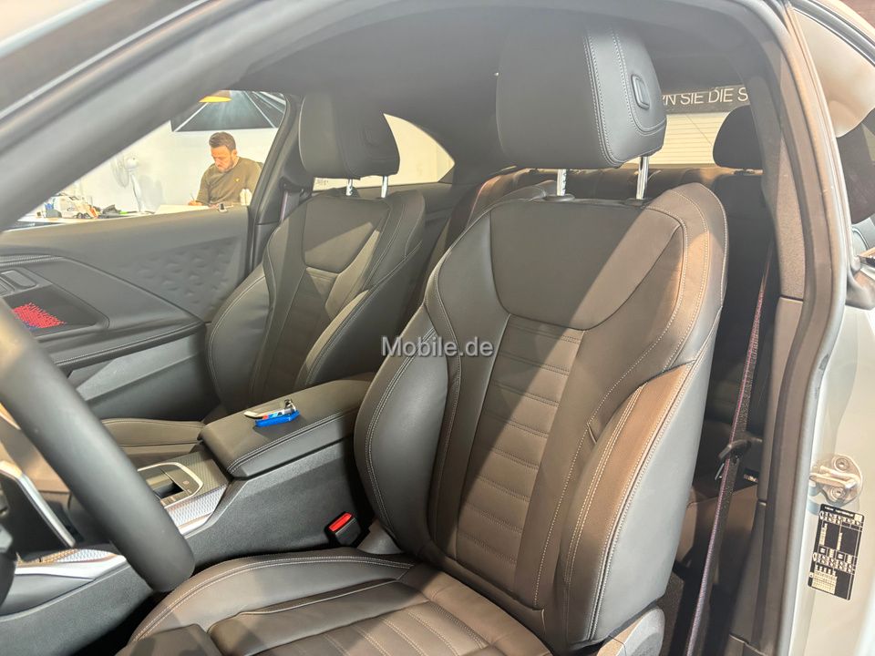BMW 220 2024