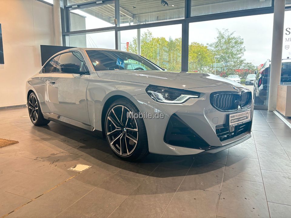 BMW 220 2024