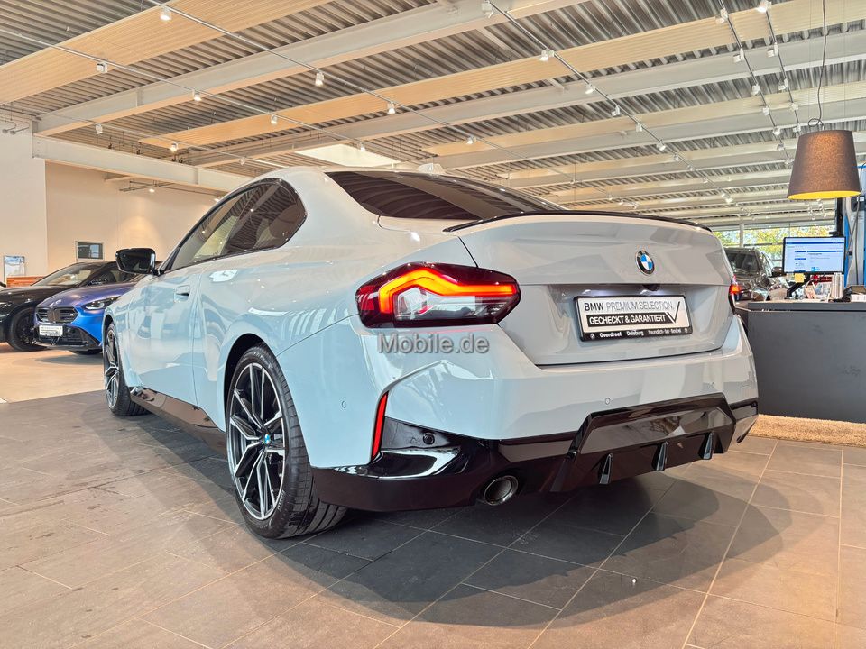 BMW 220 2024