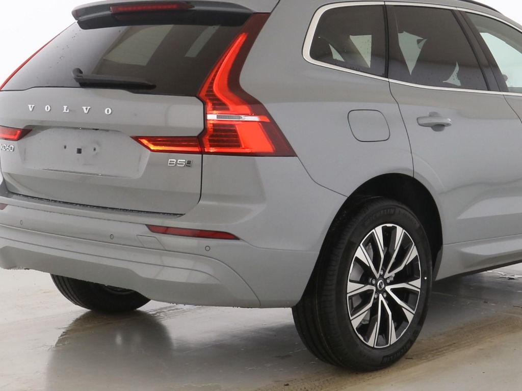 Volvo XC60 2025