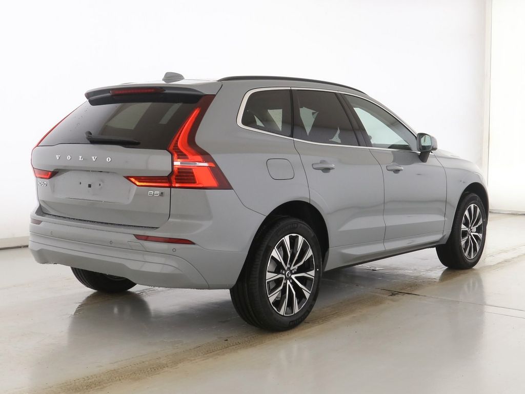 Volvo XC60 2025