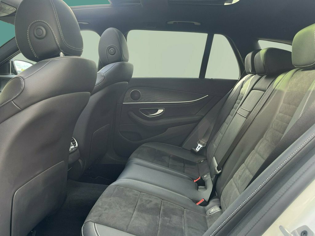 Mercedes-Benz E 300 2022