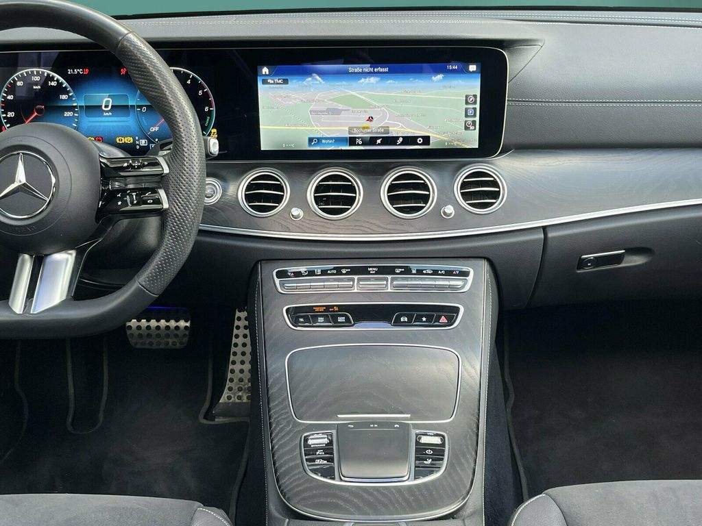 Mercedes-Benz E 300 2022