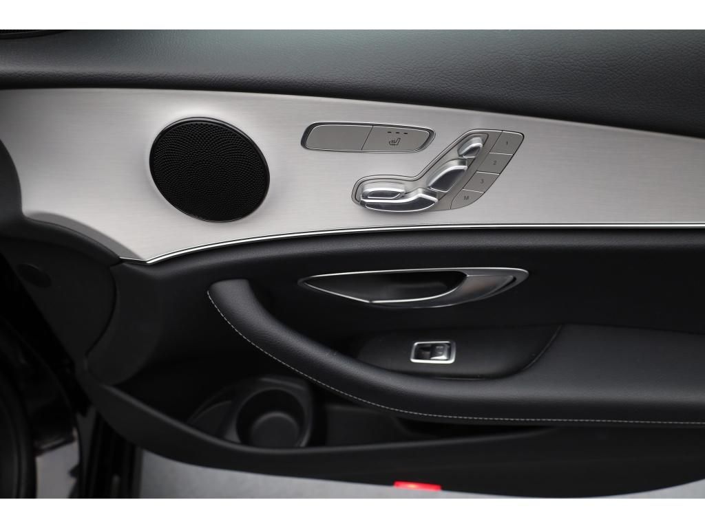 Mercedes-Benz E 300 2022