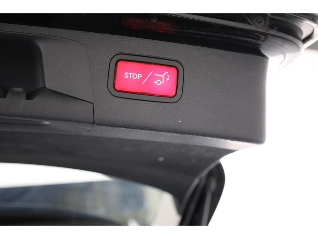 Mercedes-Benz E 300 2022