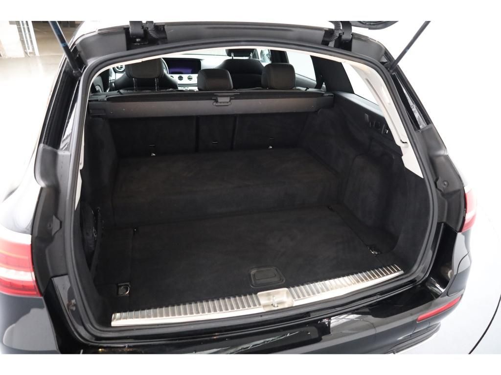 Mercedes-Benz E 300 2022