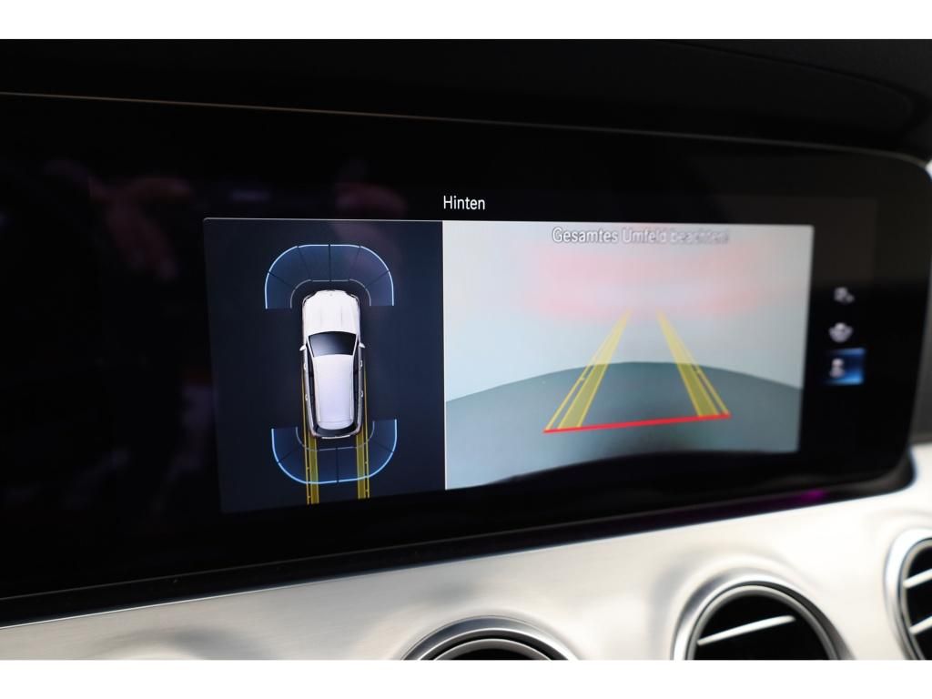 Mercedes-Benz E 300 2022