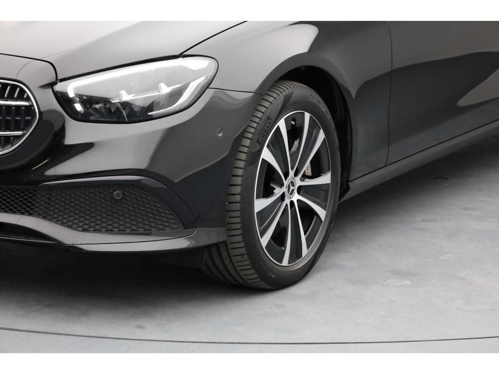 Mercedes-Benz E 300 2022