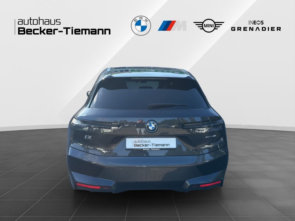 BMW iX 2022