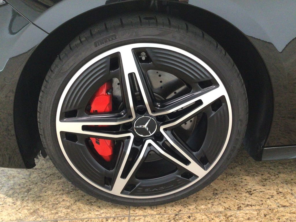 Mercedes-Benz A 35 AMG 2024