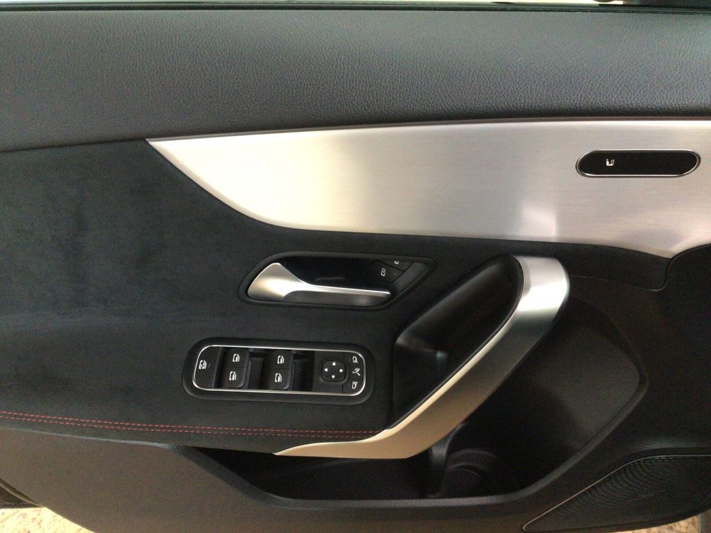 Mercedes-Benz A 35 AMG 2024