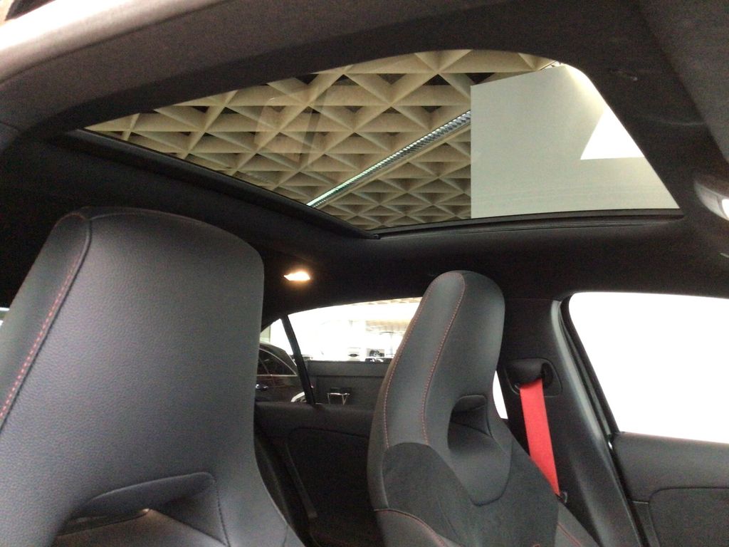 Mercedes-Benz A 35 AMG 2024