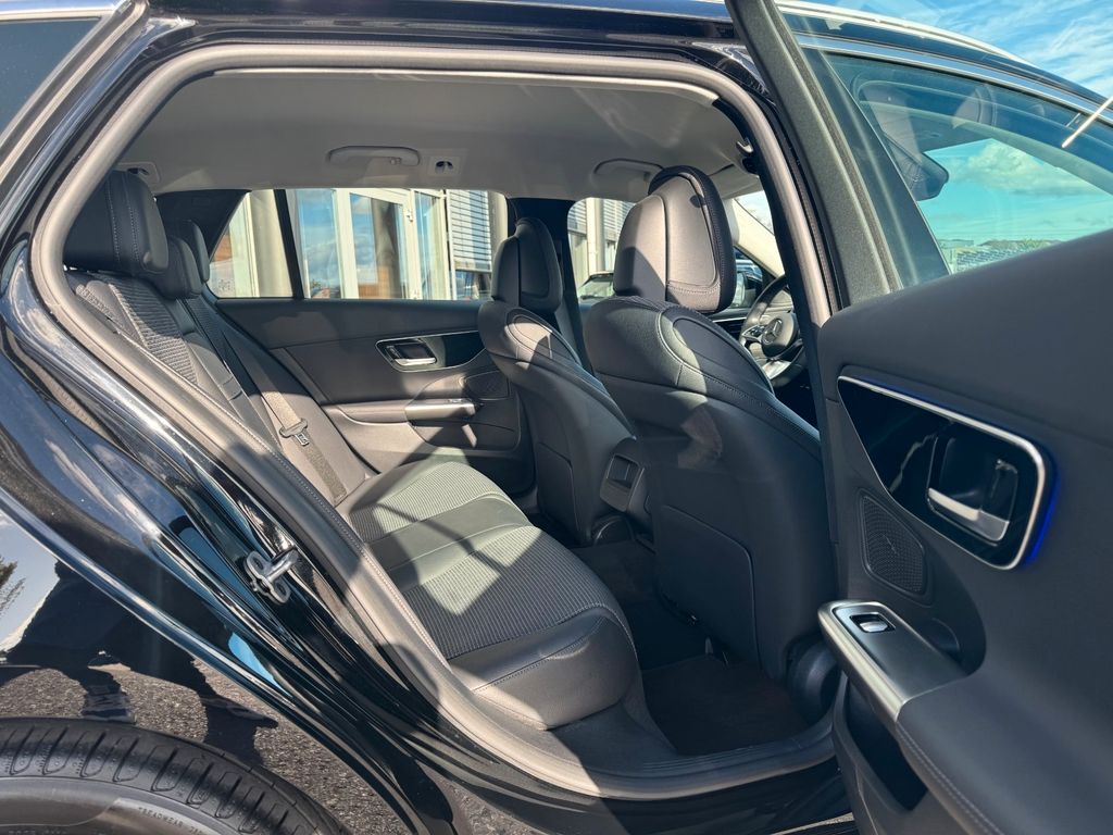 Mercedes-Benz C 300 2023