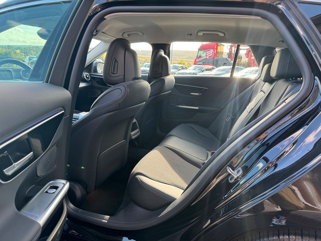 Mercedes-Benz C 300 2023