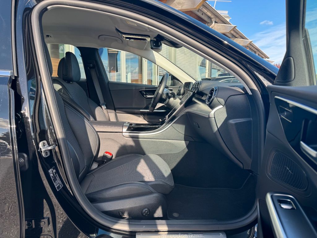 Mercedes-Benz C 300 2023