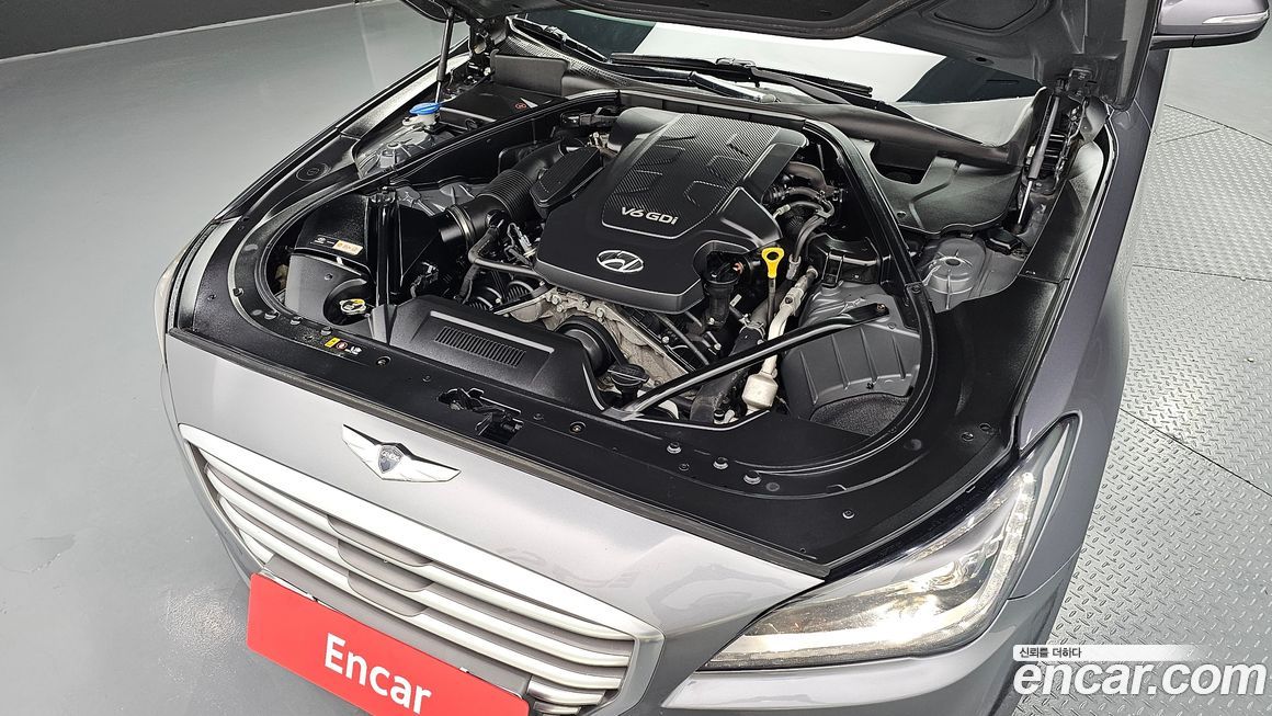 Hyundai Genesis 2016