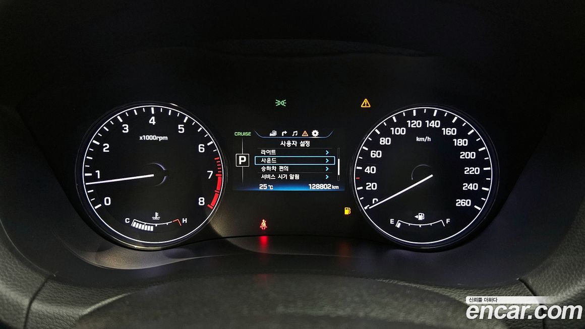 Hyundai Genesis 2016