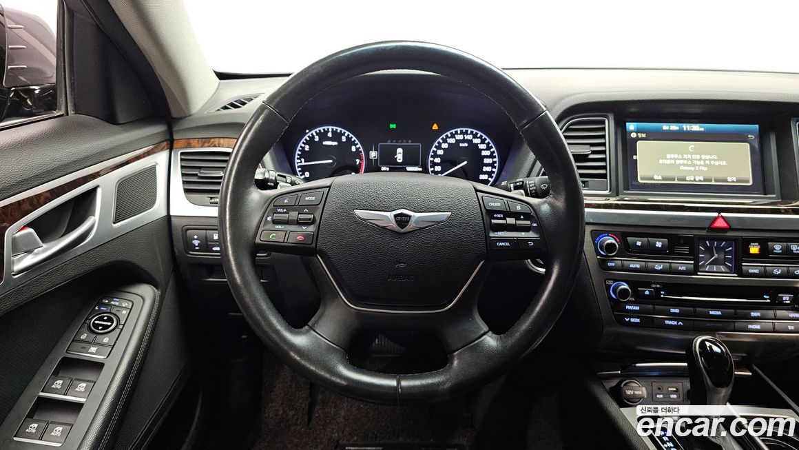 Hyundai Genesis 2016